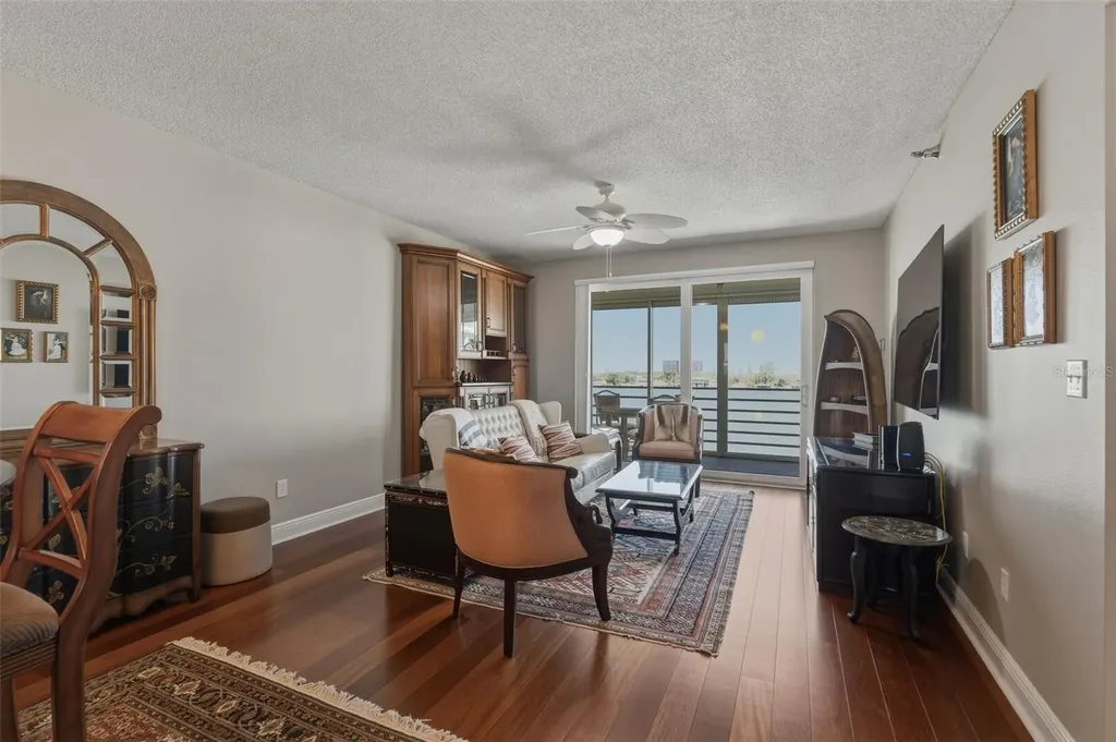 7872 Sailboat Key Boulevard S South Pasadena FL 33707