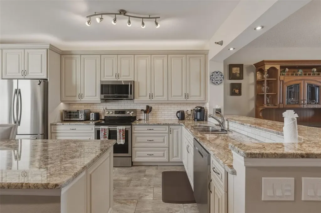 7872 Sailboat Key Boulevard S South Pasadena FL 33707