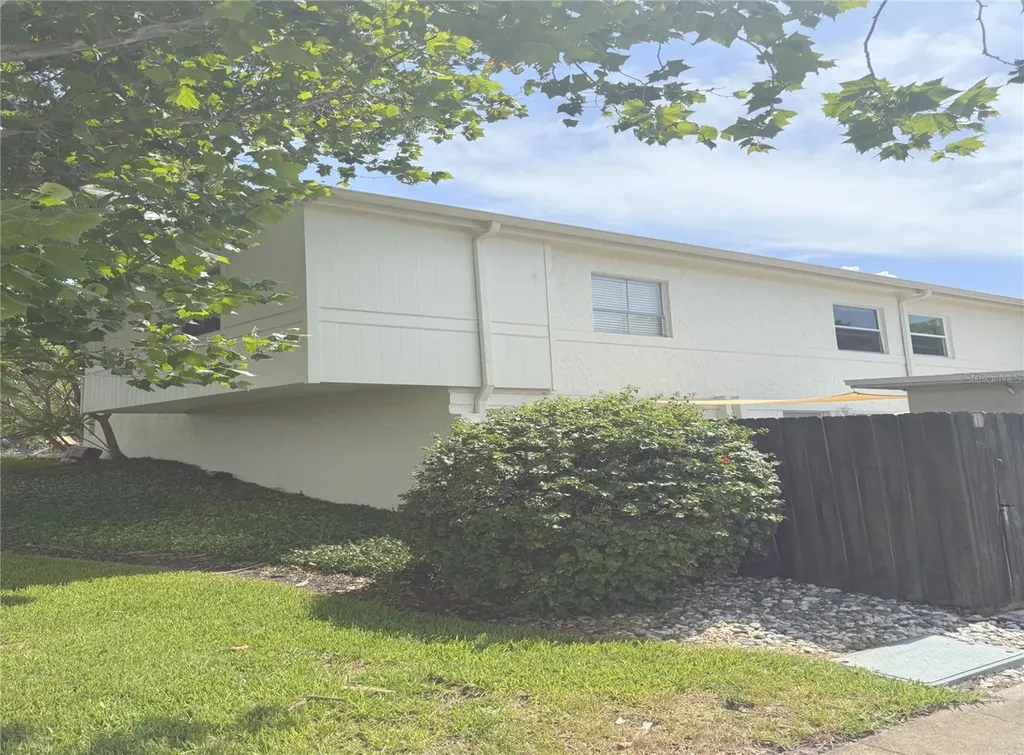 4221 La Sorrento Court Tampa FL 33611
