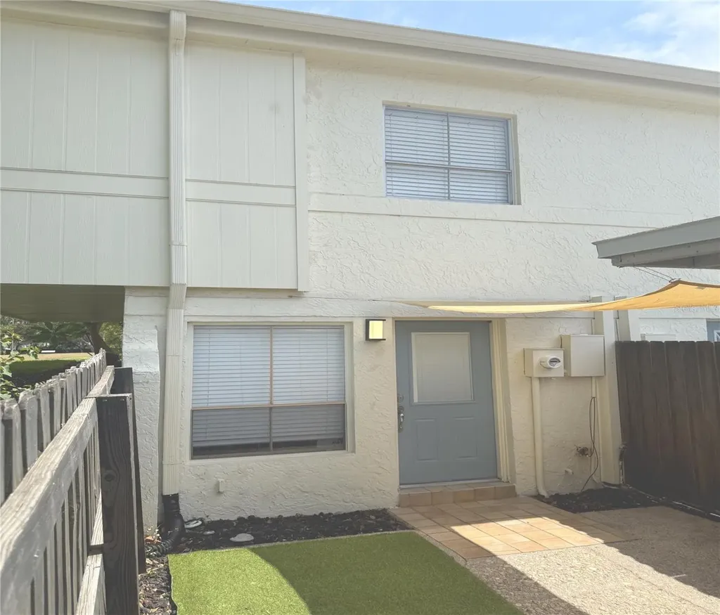 4221 La Sorrento Court Tampa FL 33611