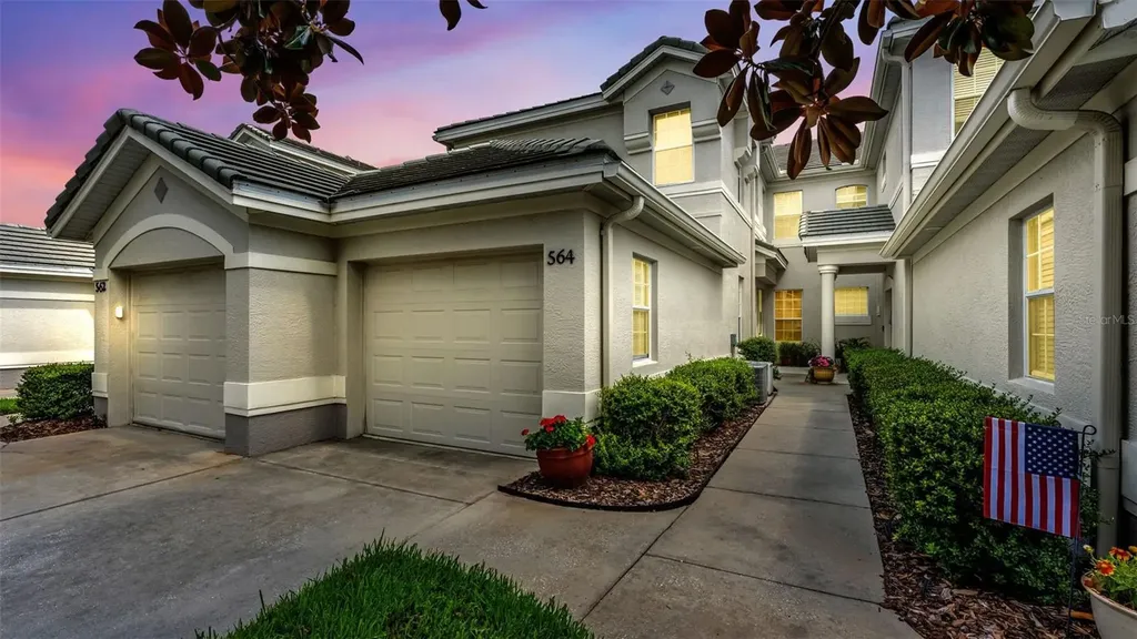 564 Grasslands Village Circle Lakeland FL 33803