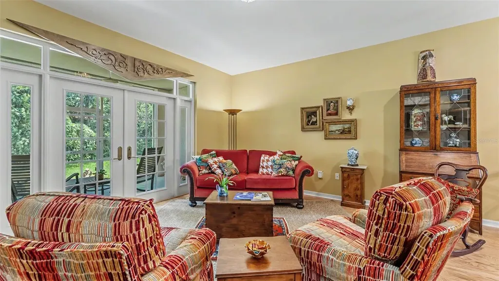 564 Grasslands Village Circle Lakeland FL 33803