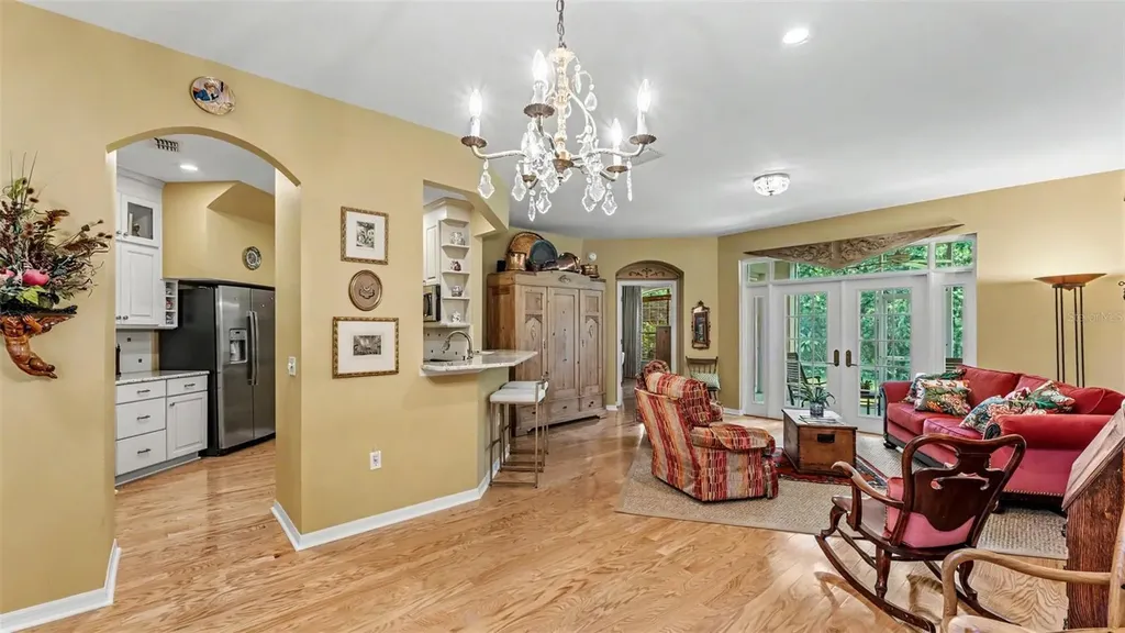 564 Grasslands Village Circle Lakeland FL 33803