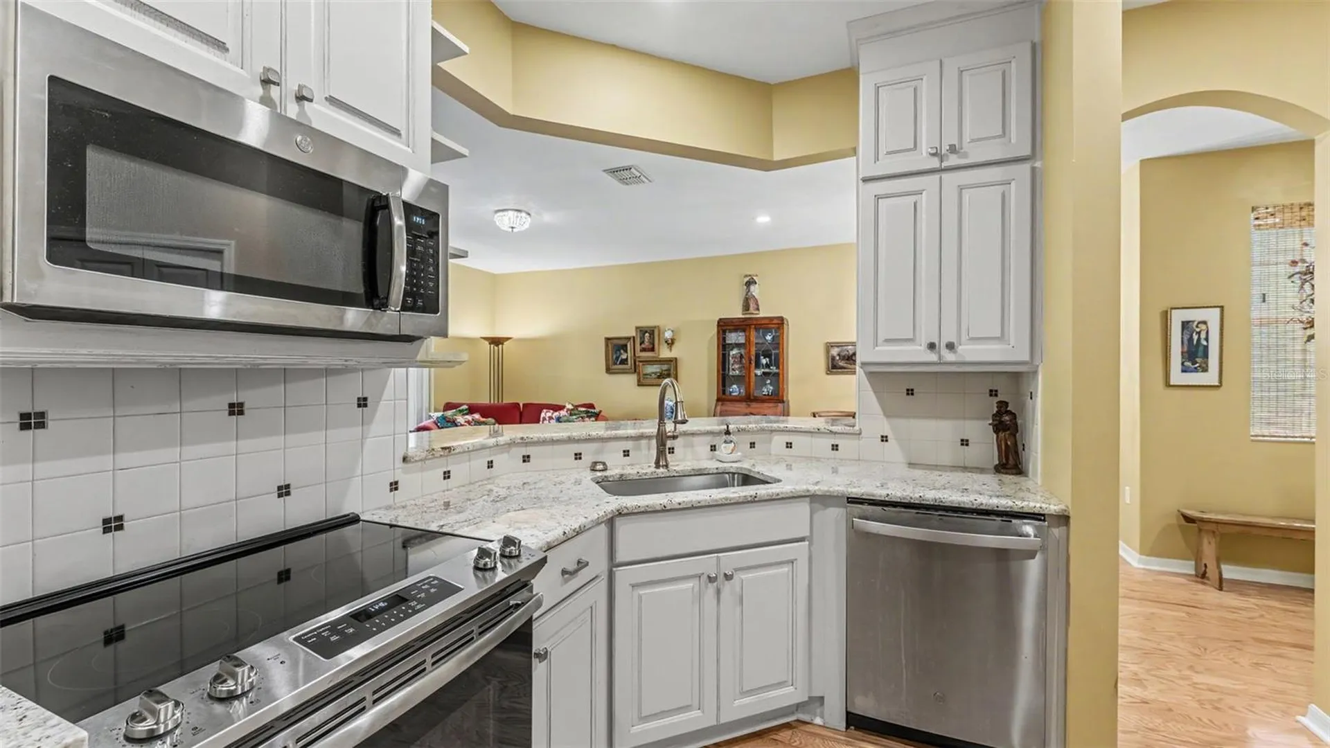 564 Grasslands Village Circle Lakeland FL 33803