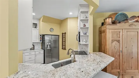 564 Grasslands Village Circle Lakeland FL 33803