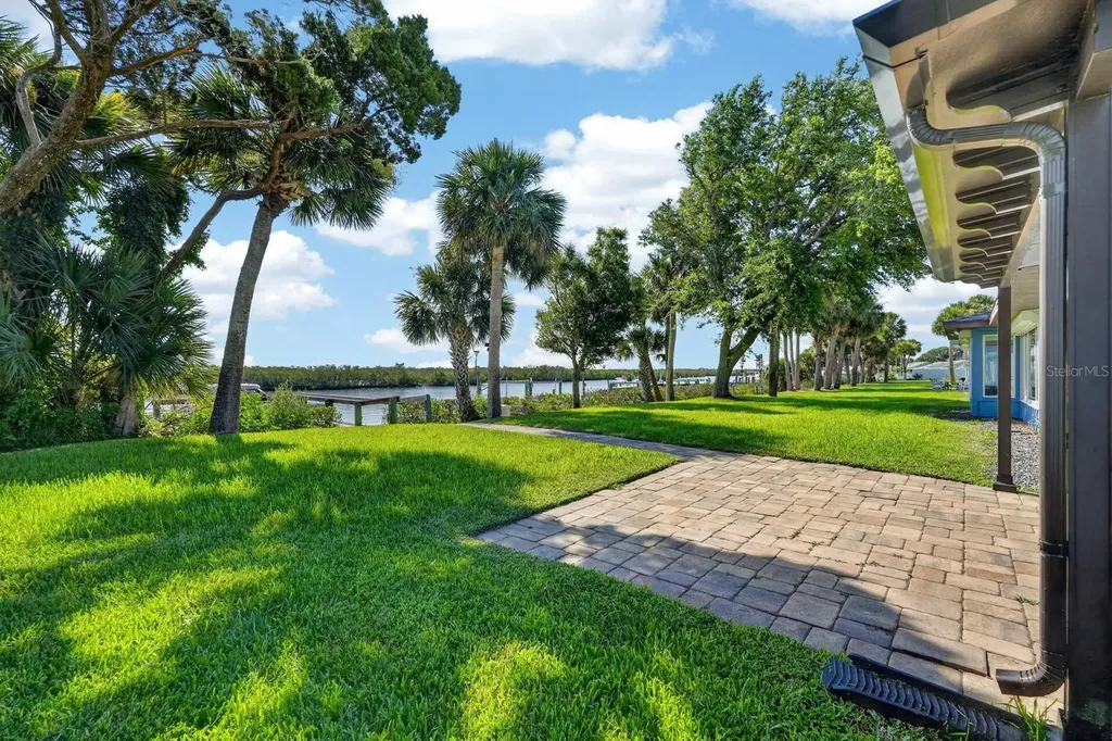1136 Harbour Point Drive Port Orange FL 32127