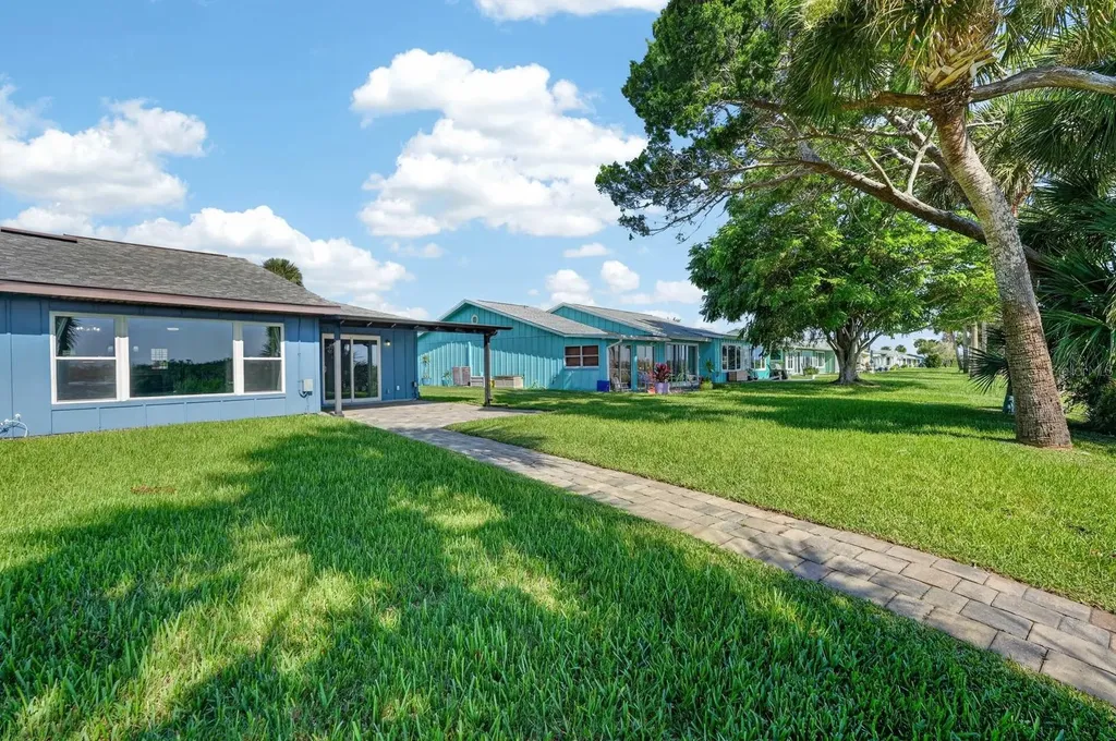 1136 Harbour Point Drive Port Orange FL 32127