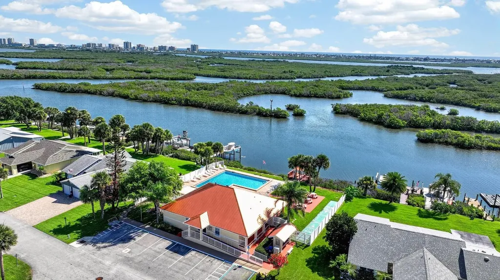 1136 Harbour Point Drive Port Orange FL 32127