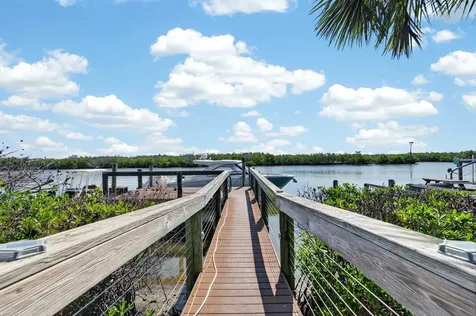 1136 Harbour Point Drive Port Orange FL 32127