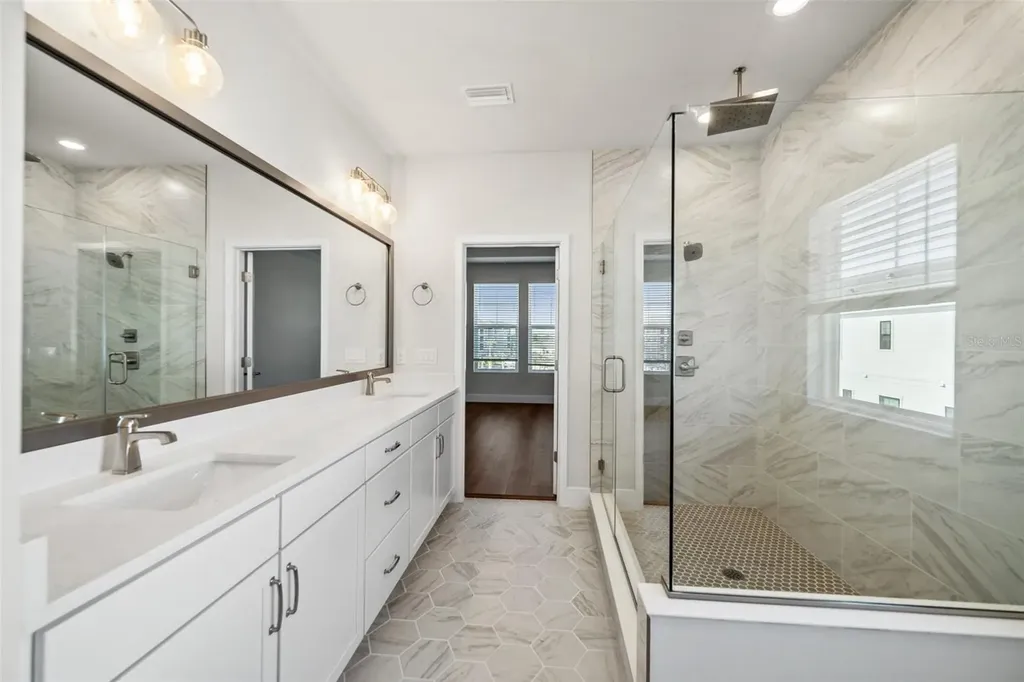 7244 Sutton Lane Sarasota FL 34240