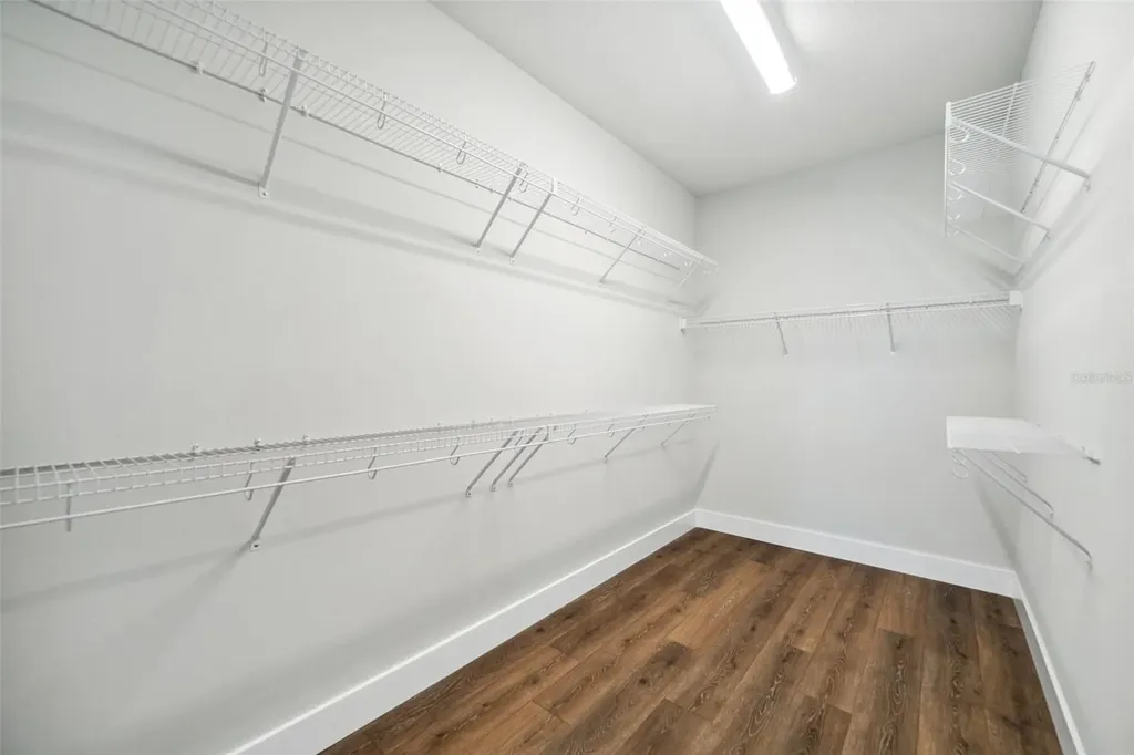 7244 Sutton Lane Sarasota FL 34240