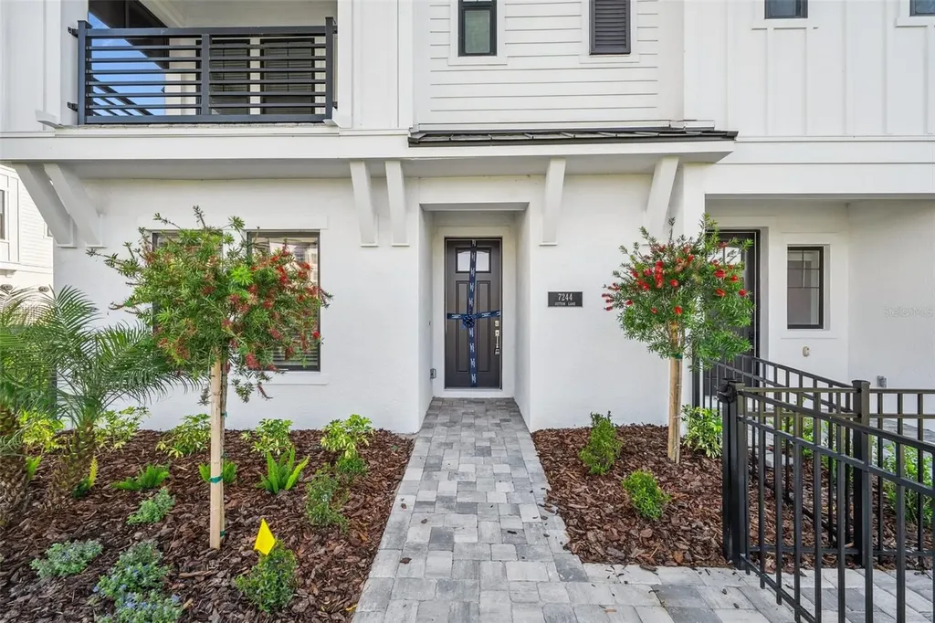 7244 Sutton Lane Sarasota FL 34240