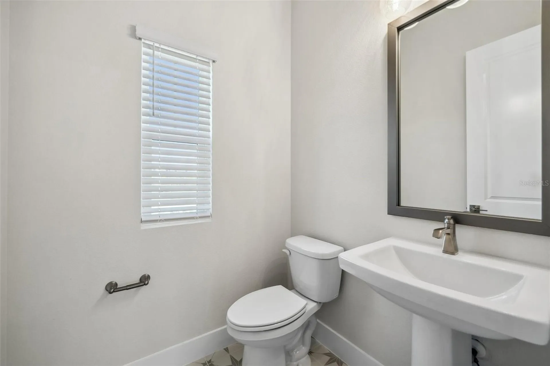 7244 Sutton Lane Sarasota FL 34240