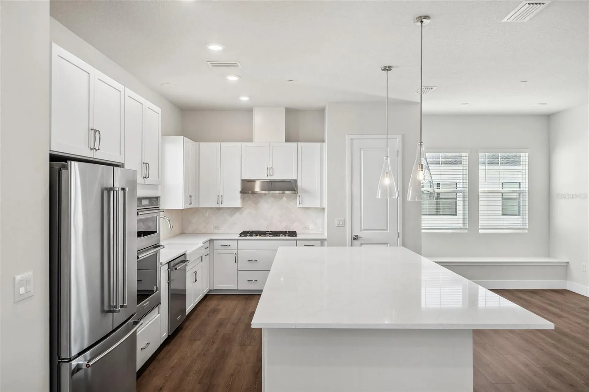 7244 Sutton Lane Sarasota FL 34240