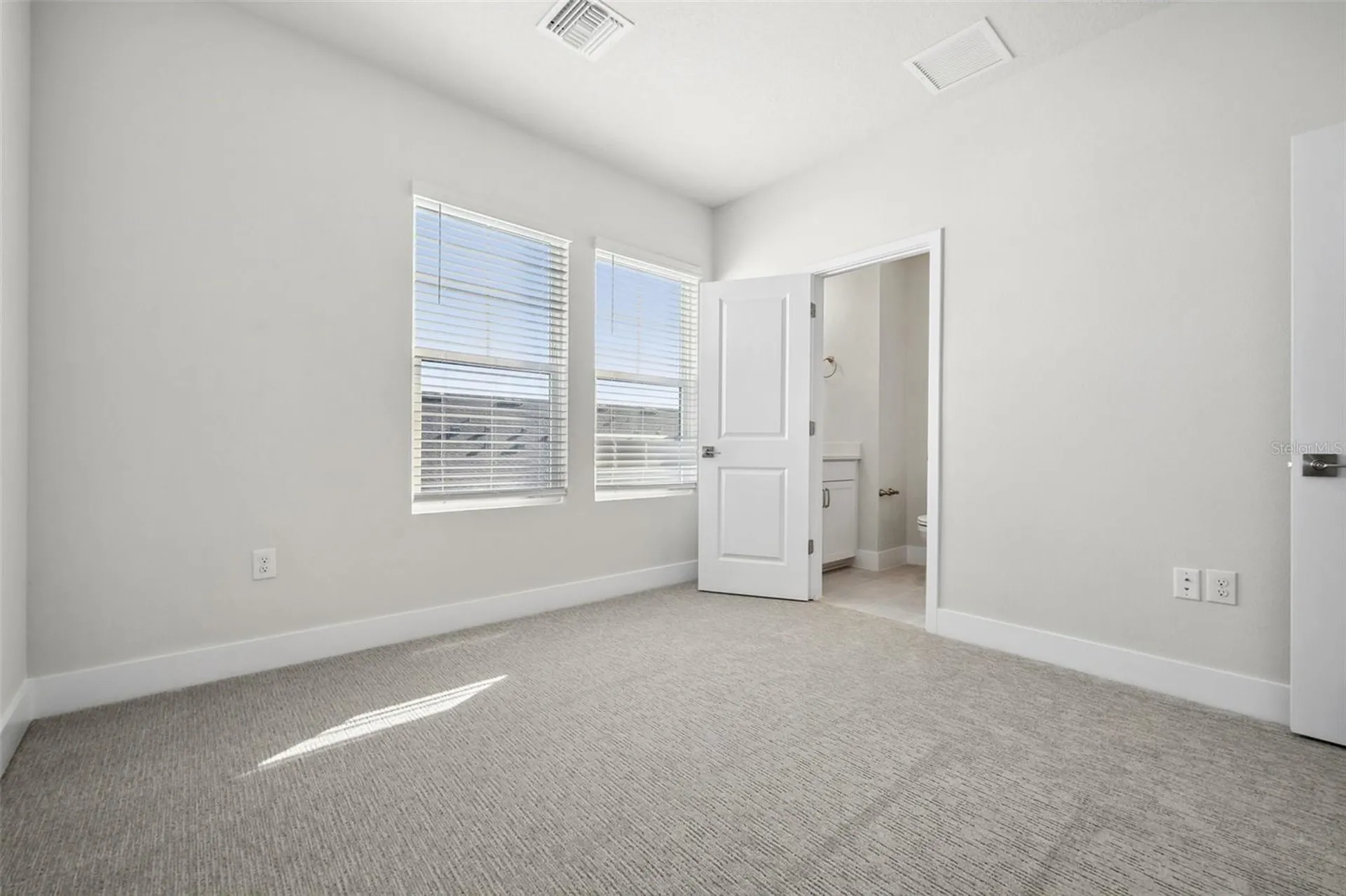 7244 Sutton Lane Sarasota FL 34240