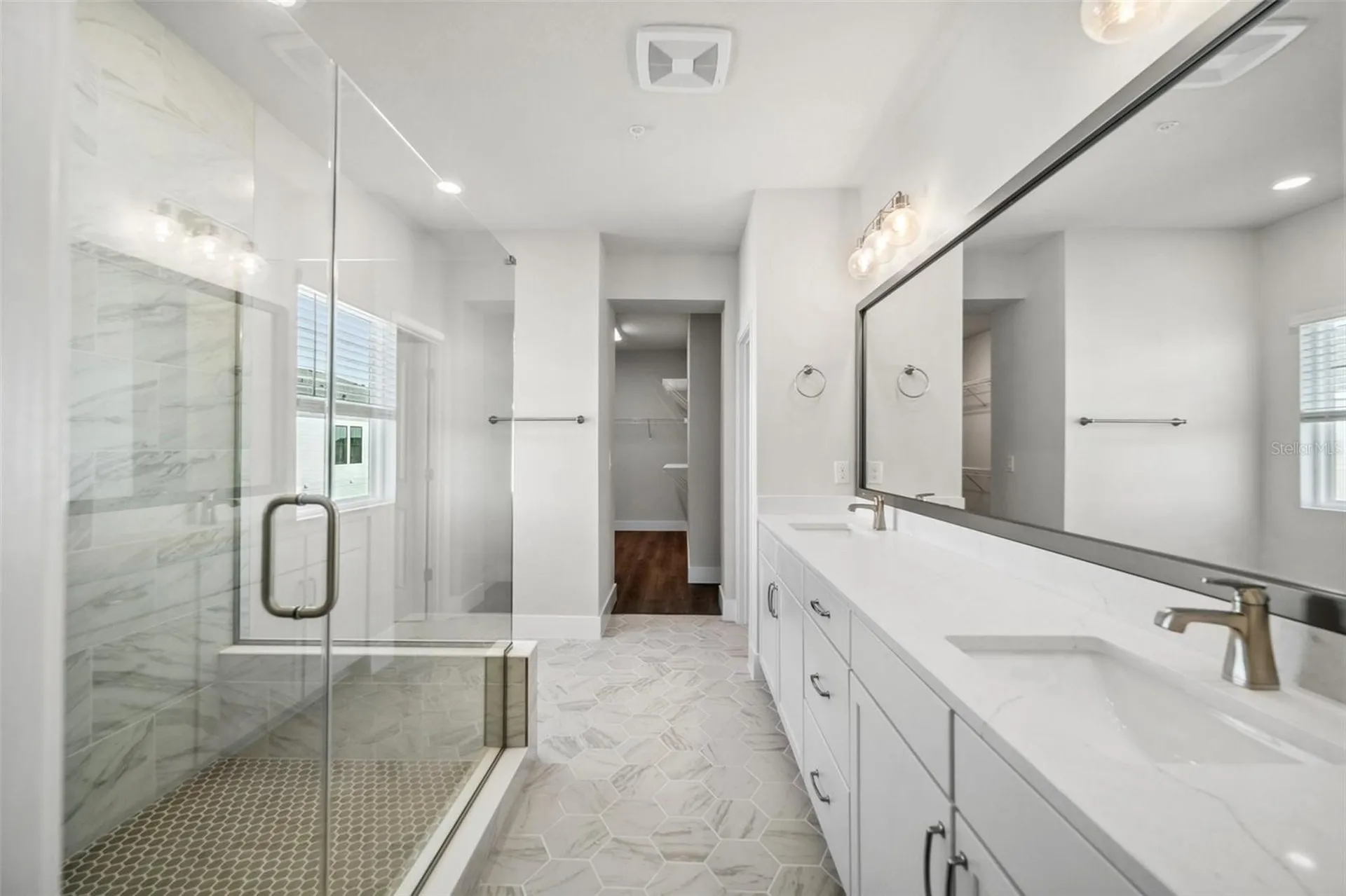 7244 Sutton Lane Sarasota FL 34240