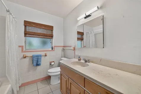 2864 62nd Avenue S St Petersburg FL 33712
