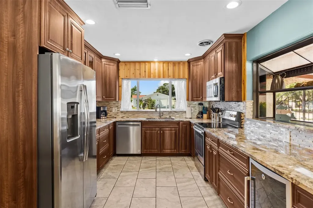 10472 Orange Blossom Lane Seminole FL 33772
