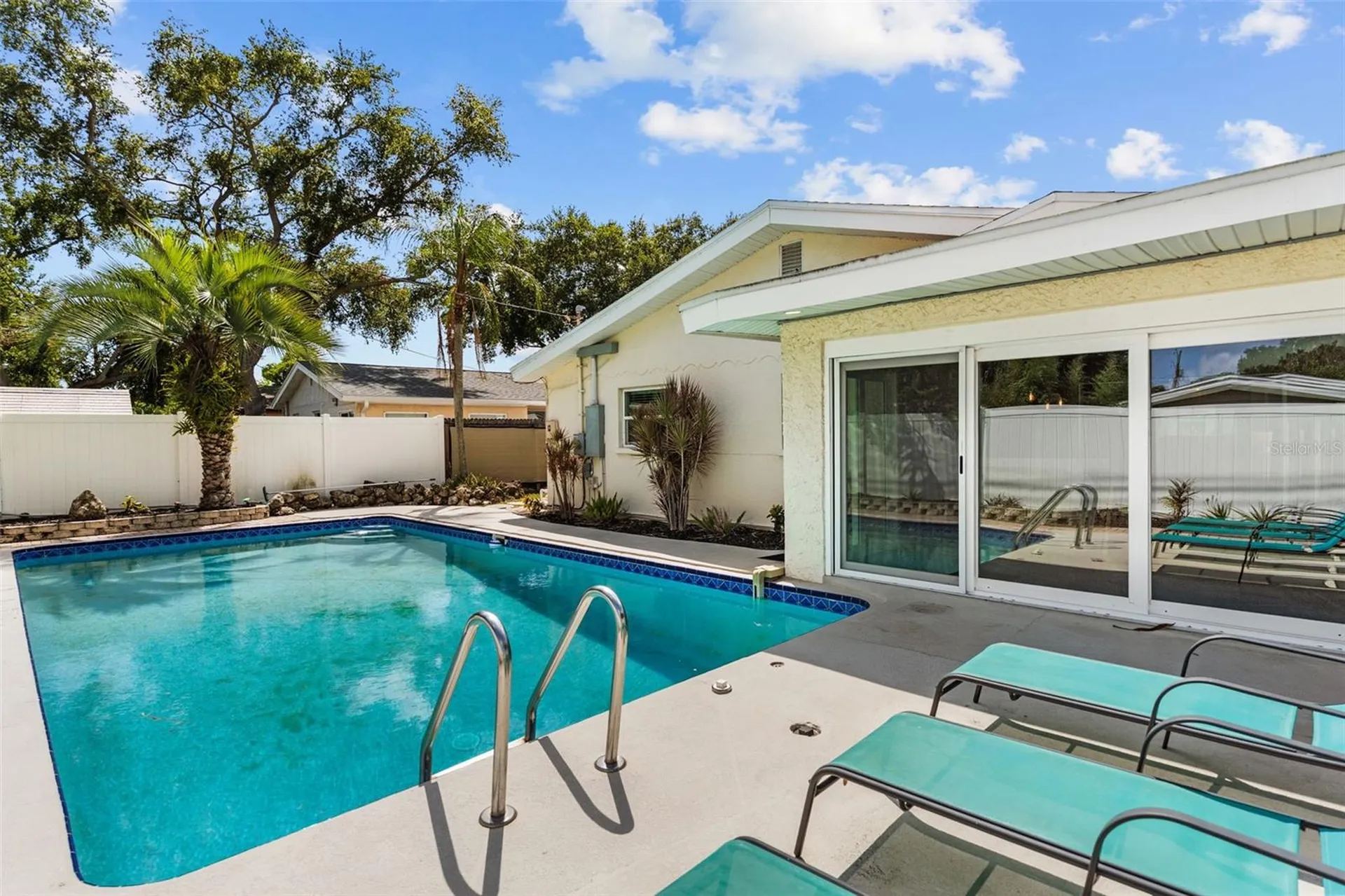 10472 Orange Blossom Lane Seminole FL 33772
