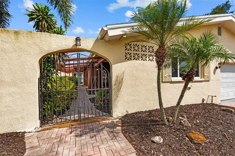 10472 Orange Blossom Lane Seminole FL 33772