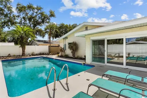 10472 Orange Blossom Lane Seminole FL 33772