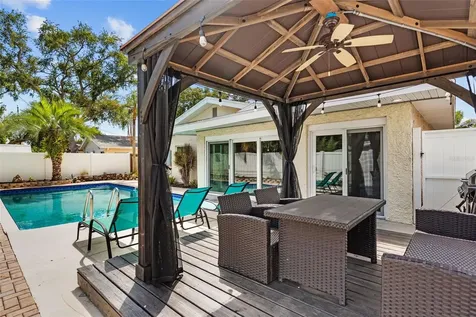 10472 Orange Blossom Lane Seminole FL 33772