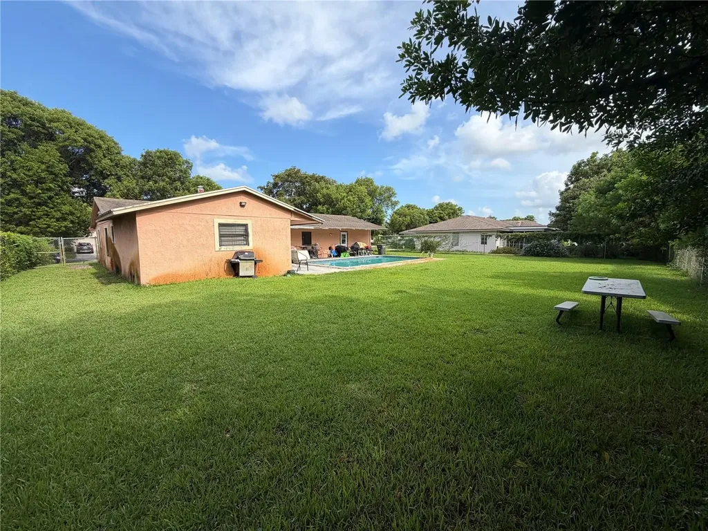 4215 Latona Avenue West Palm Beach FL 33407