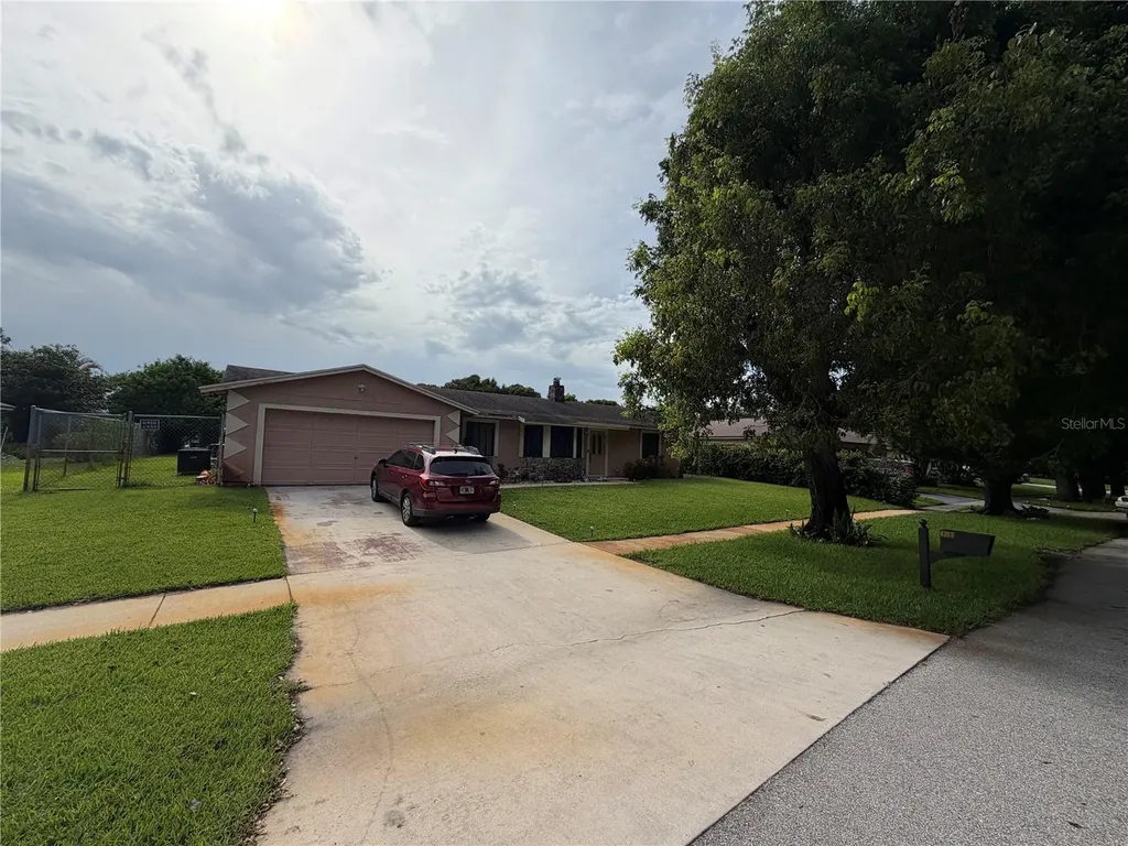 4215 Latona Avenue West Palm Beach FL 33407