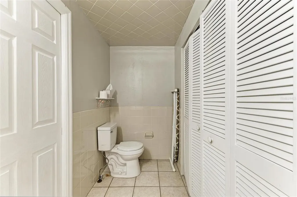 2226 Lockwood Meadows Drive Sarasota FL 34234
