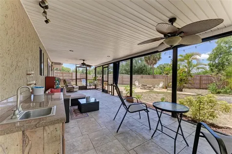 2226 Lockwood Meadows Drive Sarasota FL 34234