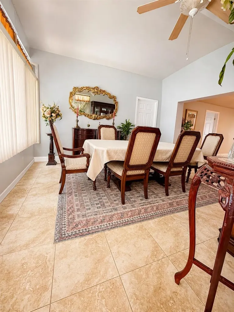 11008 Wingate Drive Tampa FL 33624