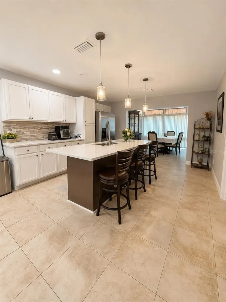 11008 Wingate Drive Tampa FL 33624