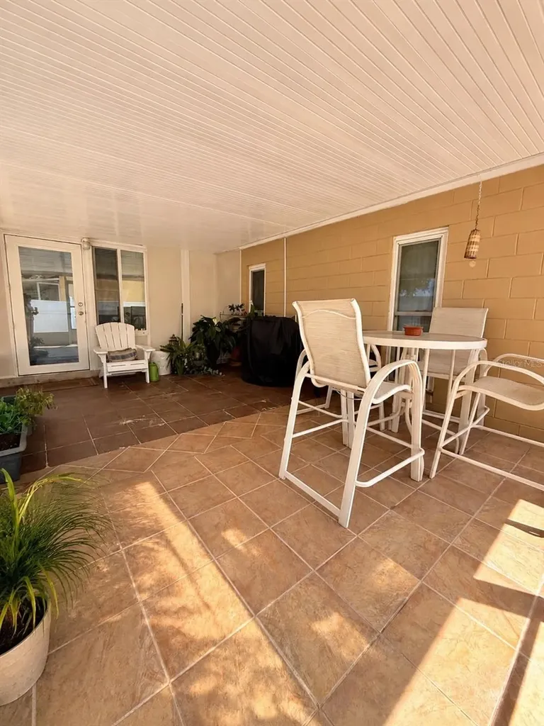 11008 Wingate Drive Tampa FL 33624