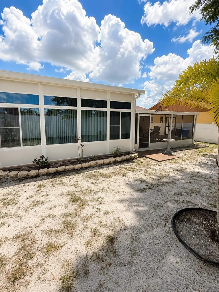 11008 Wingate Drive Tampa FL 33624