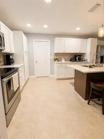 11008 Wingate Drive Tampa FL 33624