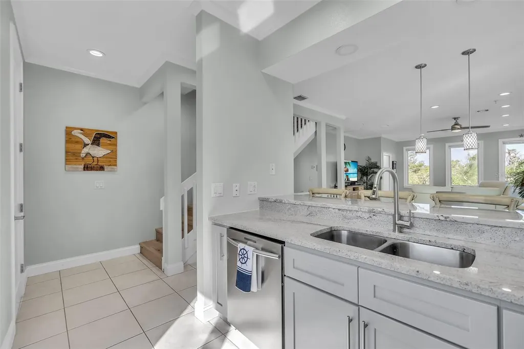 848 Evergreen Way Longboat Key FL 34228