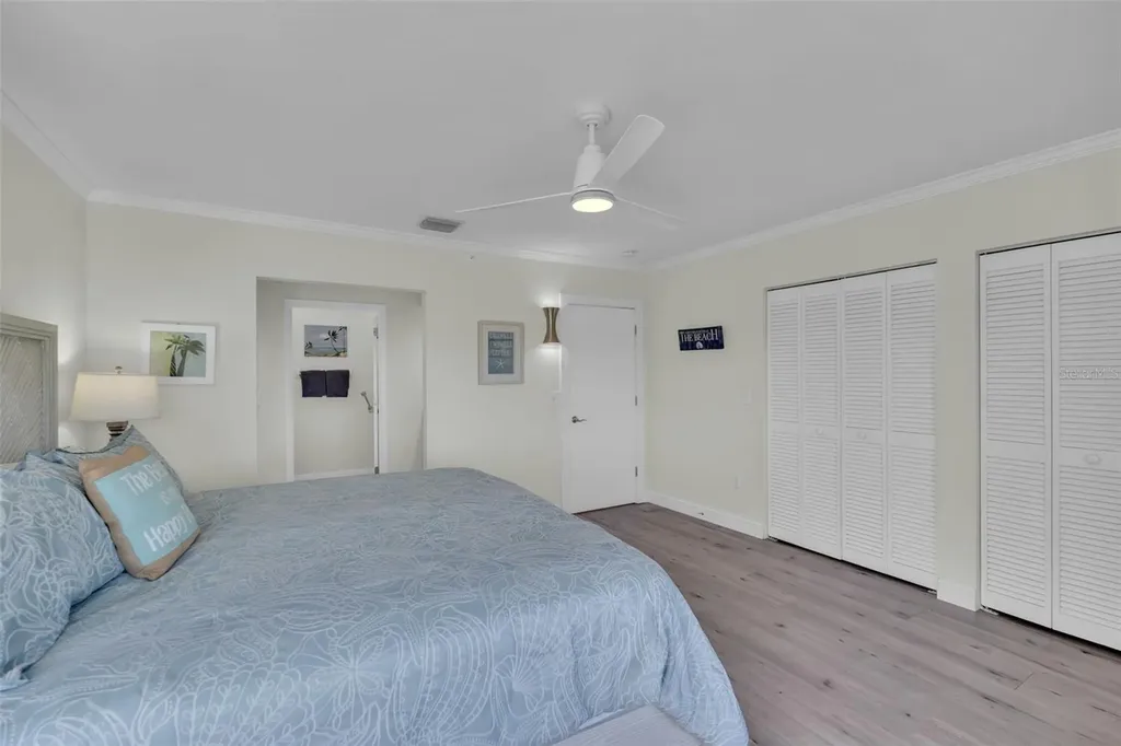 848 Evergreen Way Longboat Key FL 34228