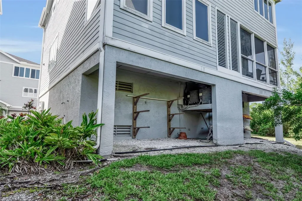 848 Evergreen Way Longboat Key FL 34228
