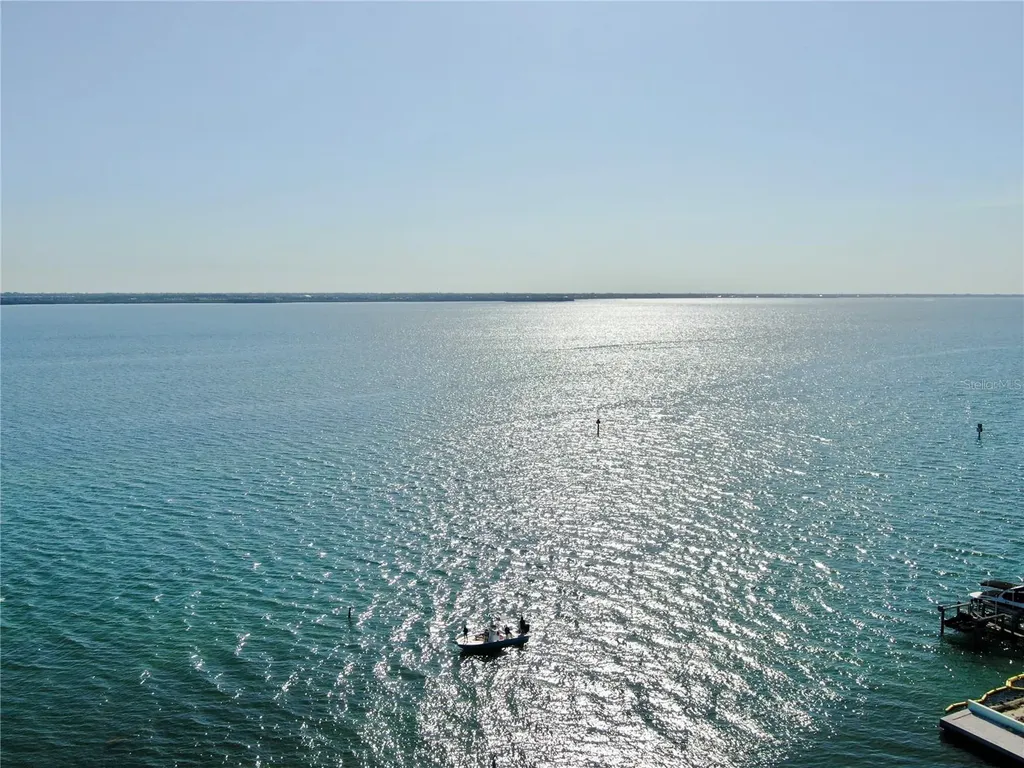 848 Evergreen Way Longboat Key FL 34228