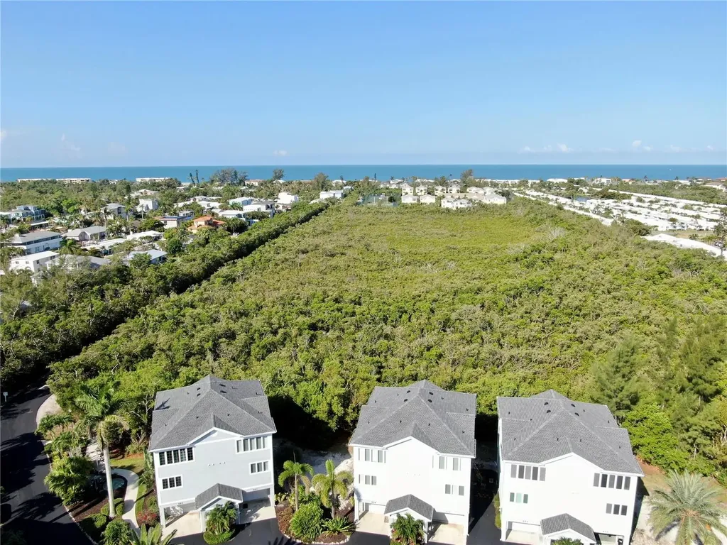 848 Evergreen Way Longboat Key FL 34228