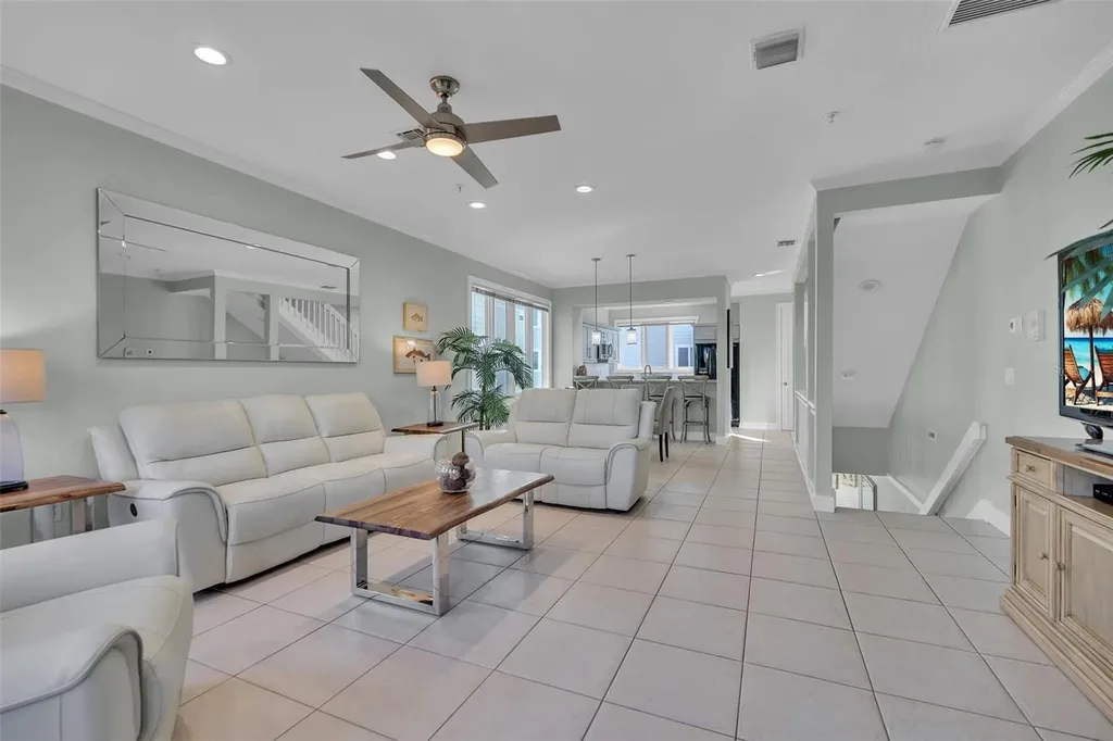 848 Evergreen Way Longboat Key FL 34228
