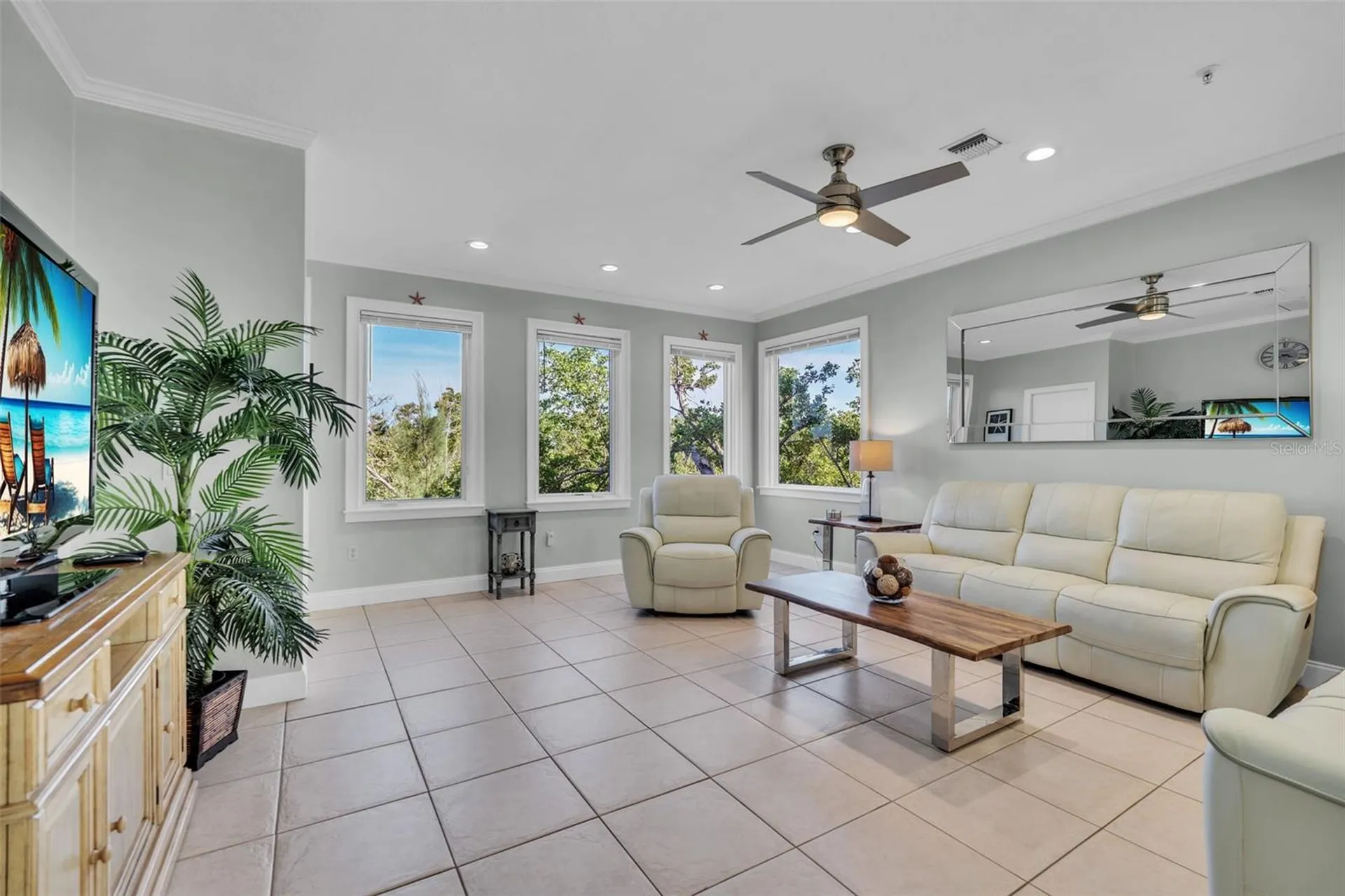 848 Evergreen Way Longboat Key FL 34228