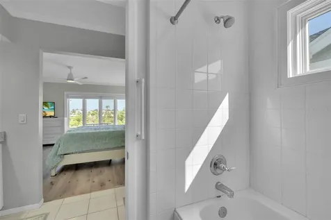848 Evergreen Way Longboat Key FL 34228