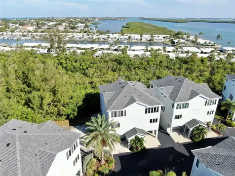 848 Evergreen Way Longboat Key FL 34228