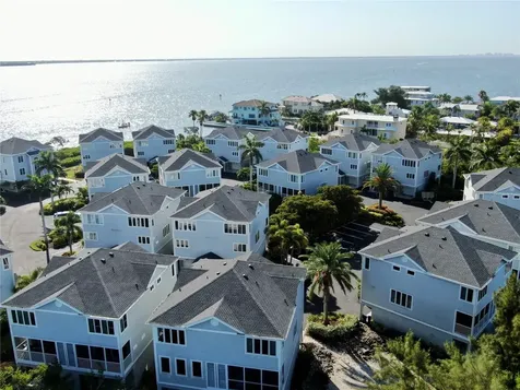 848 Evergreen Way Longboat Key FL 34228