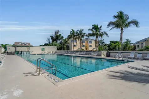 848 Evergreen Way Longboat Key FL 34228