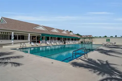 848 Evergreen Way Longboat Key FL 34228