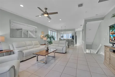 848 Evergreen Way Longboat Key FL 34228