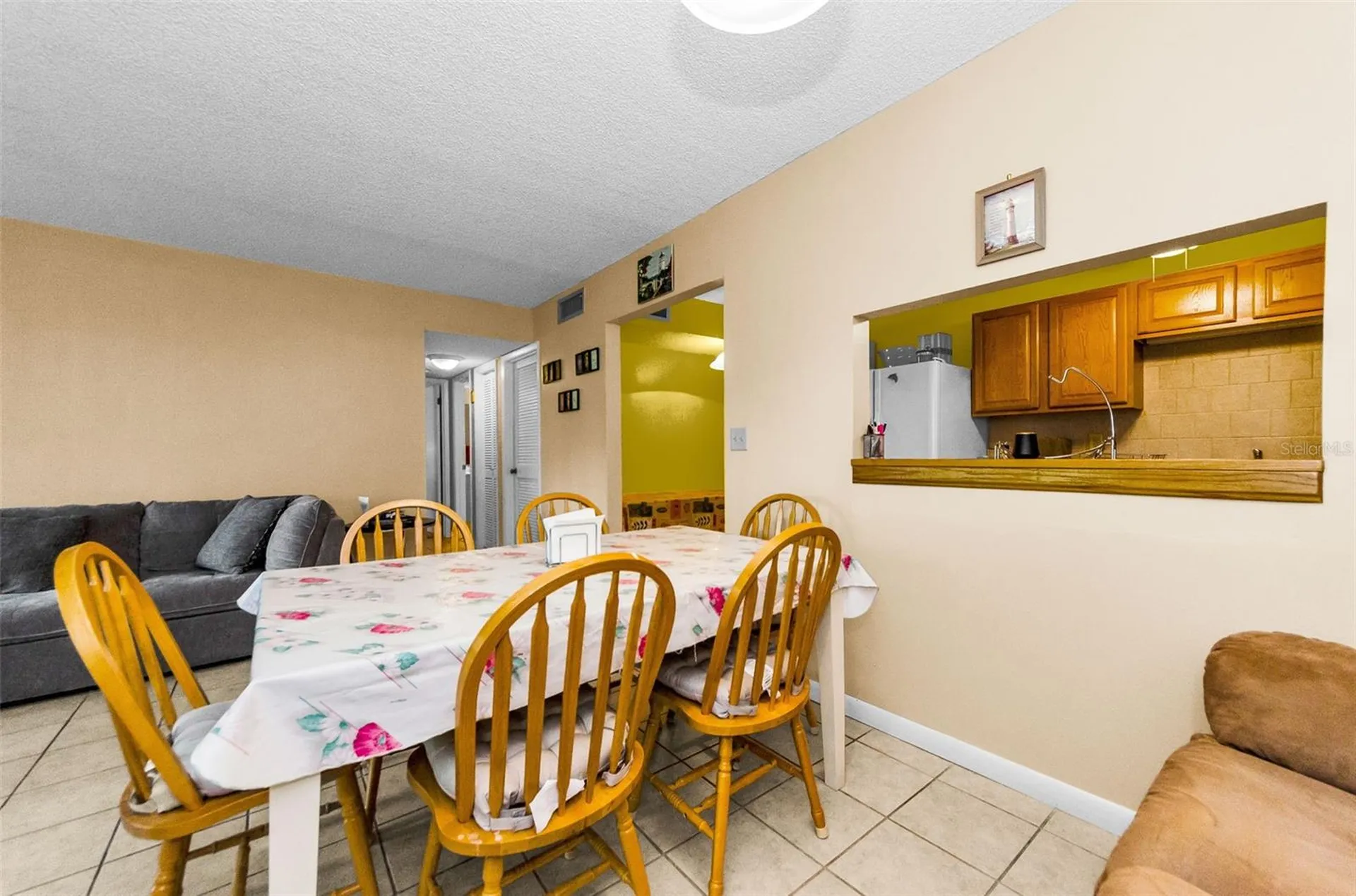 2575 Pine Ridge Way S Palm Harbor FL 34684