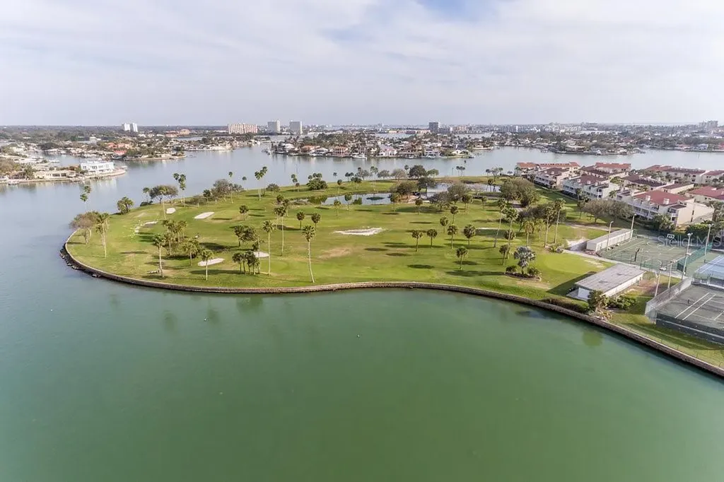 10355 Paradise Boulevard Treasure Island FL 33706
